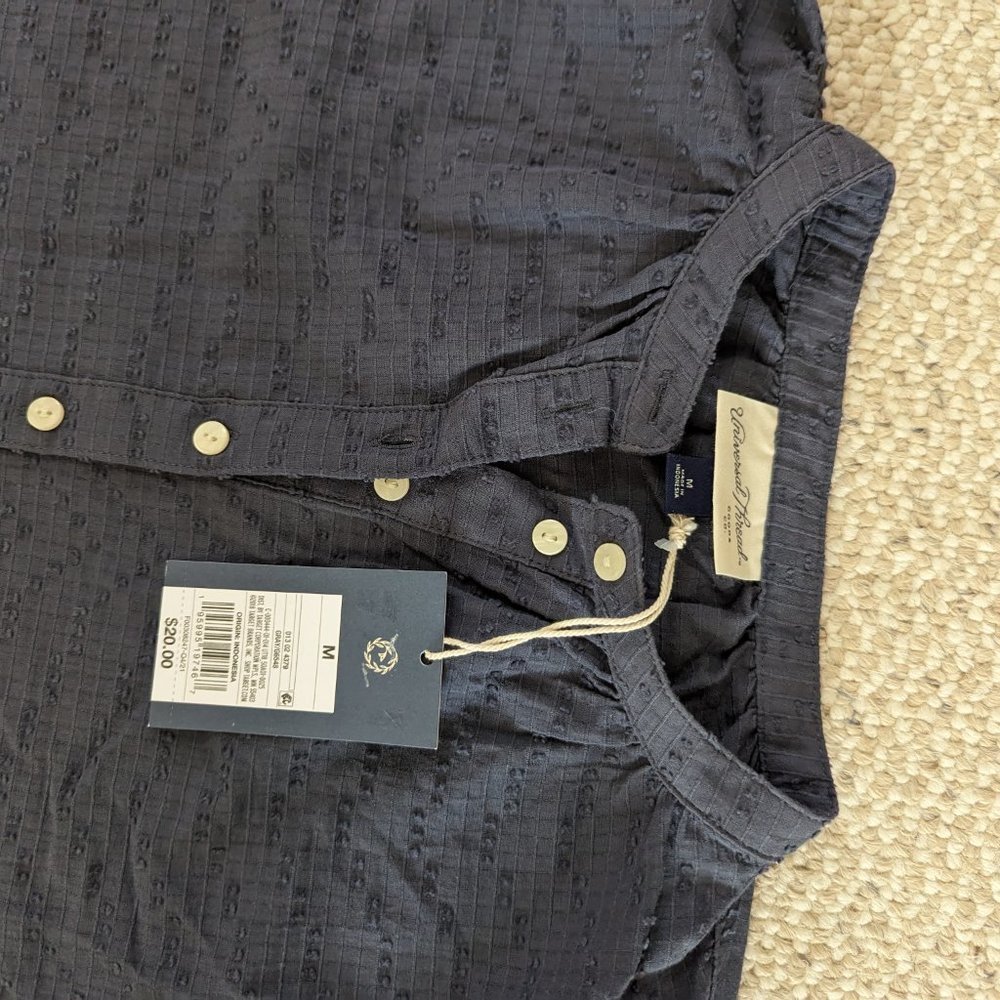 Universal Thread half button blue blouse - Picture 4 of 4